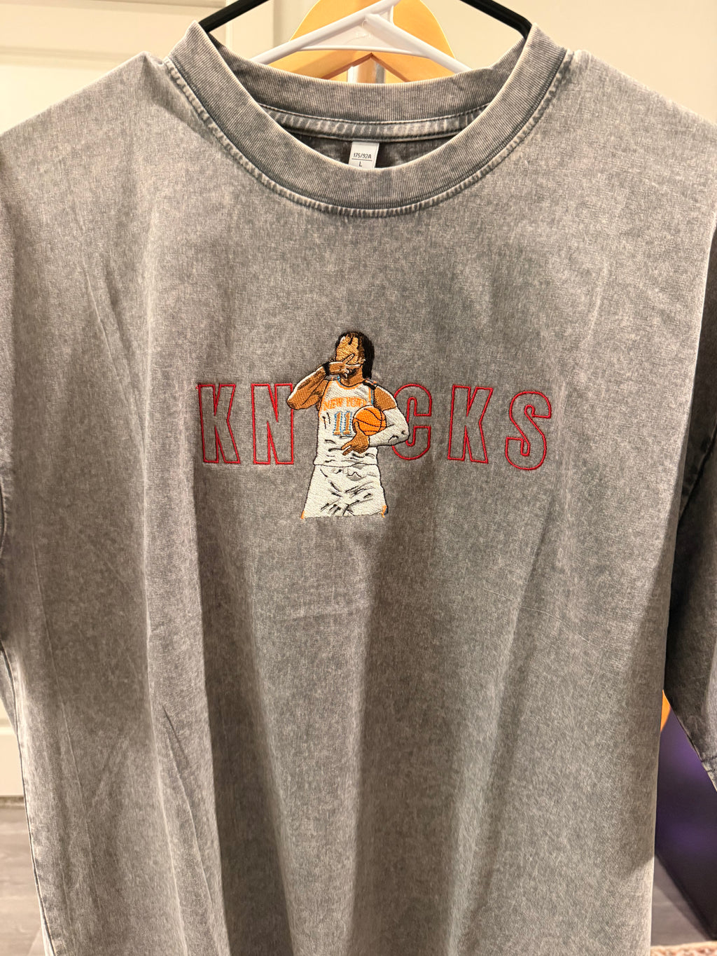 Jalen Brunson Knicks Tribute Embroidered T-Shirt